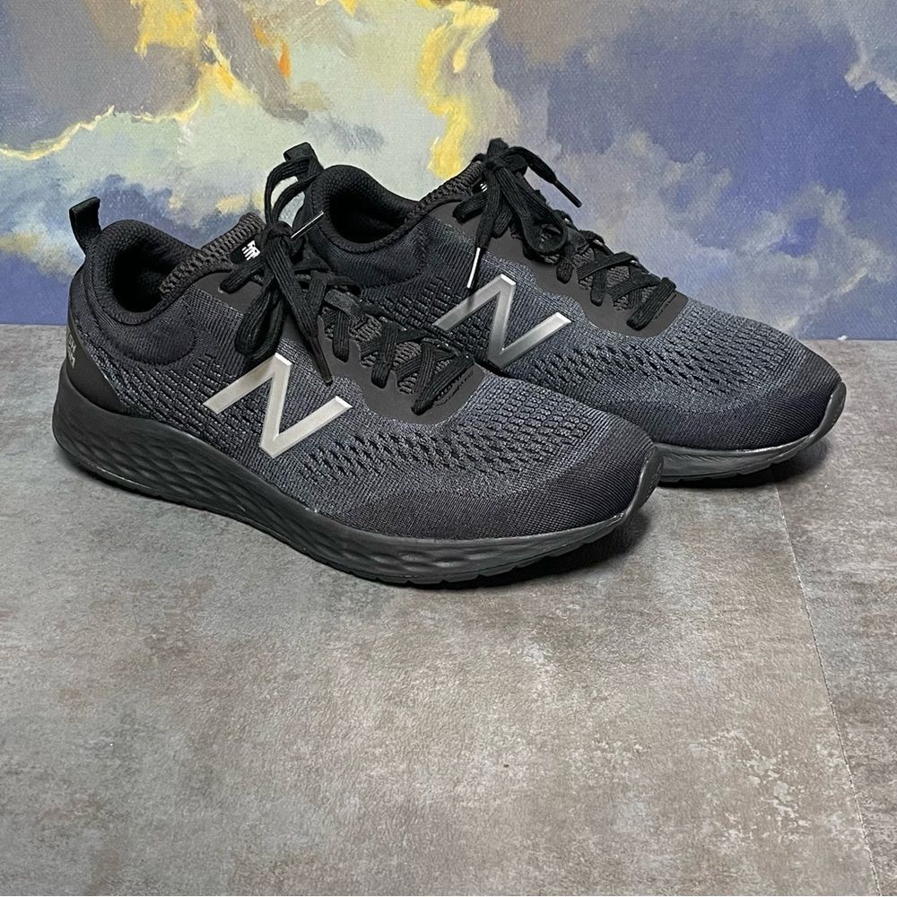New Balance Fresh Foam Arishi V3 Women's Black Running Shoes Size 11B